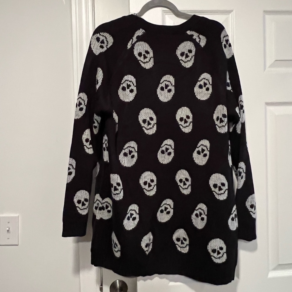 Adorable black and white skull cardigan